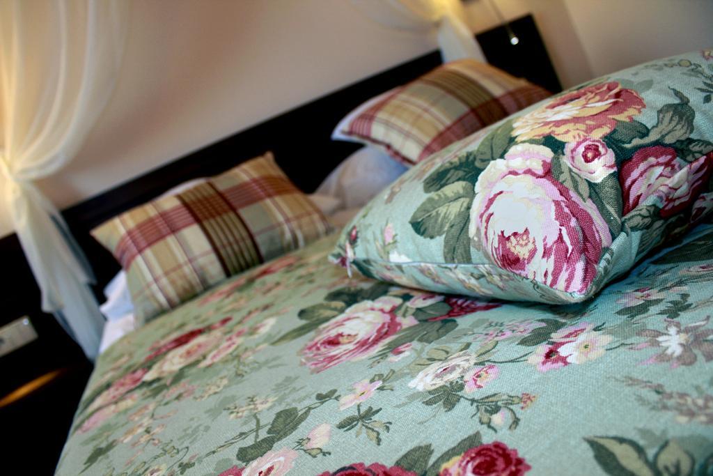 Ahotel Hotel 2*